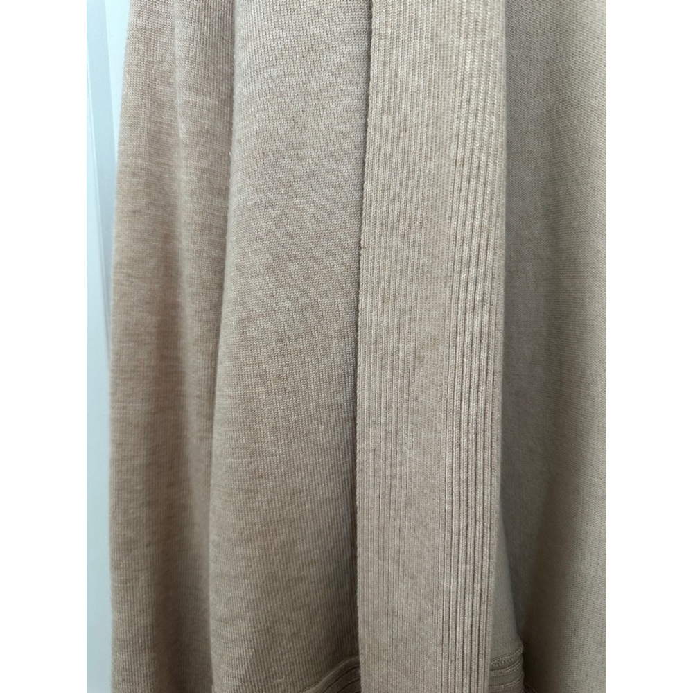 Women's Pink Clover Oatmeal Beige Cardigan - Picture 3 of 6